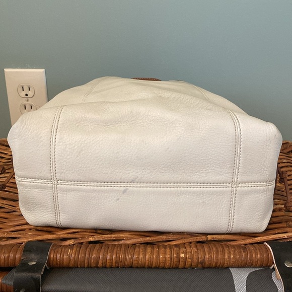 Dooney & Bourke White Leather Bucket Bag Purse - Picture 10 of 12